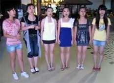Китайские девушки великолепно исполнили украинские "Щедрівки"