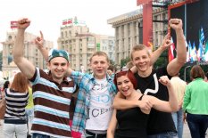 Киевская фан-зона становится модным местом отдыха
