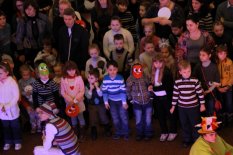 Веселые и увлекательные представления для детей в Украинском Доме