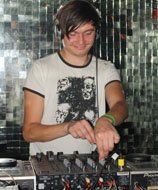 DJ V.a.L.